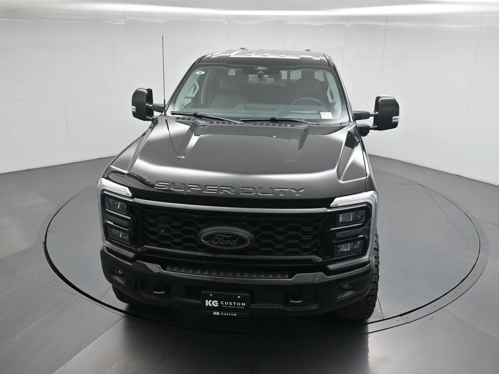 New 2026 Agate Black Metallic Ford Lariat image 36
