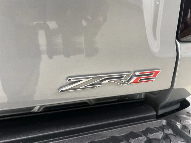2024 Chevrolet Colorado ZR2 - Photo 39