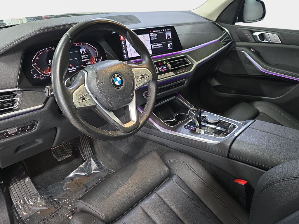 Certified Used 2020 Jet Black BMW xDrive40i image 16
