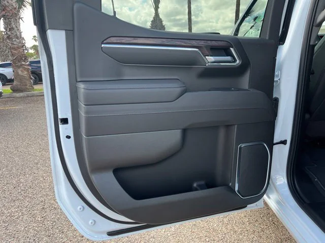 2026 GMC Sierra 1500 SLT - Photo 15
