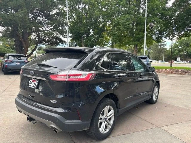Used 2020 Blue Ford SEL image 5