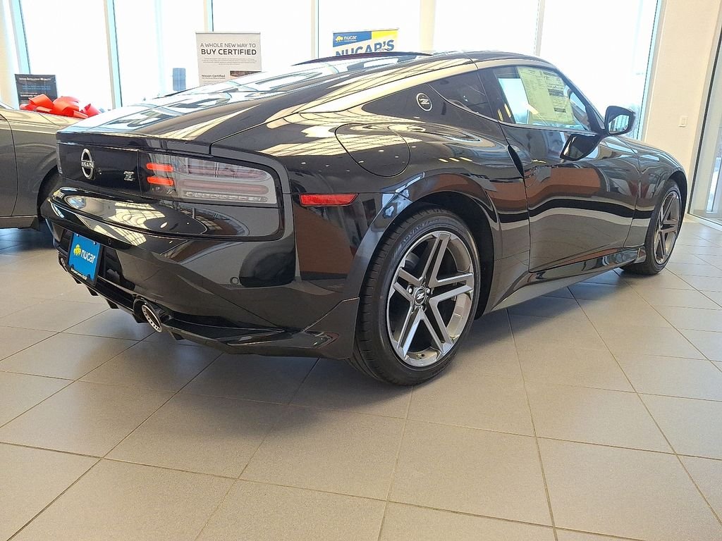 New 2026 Black Diamond Pearl Nissan Sport image 6