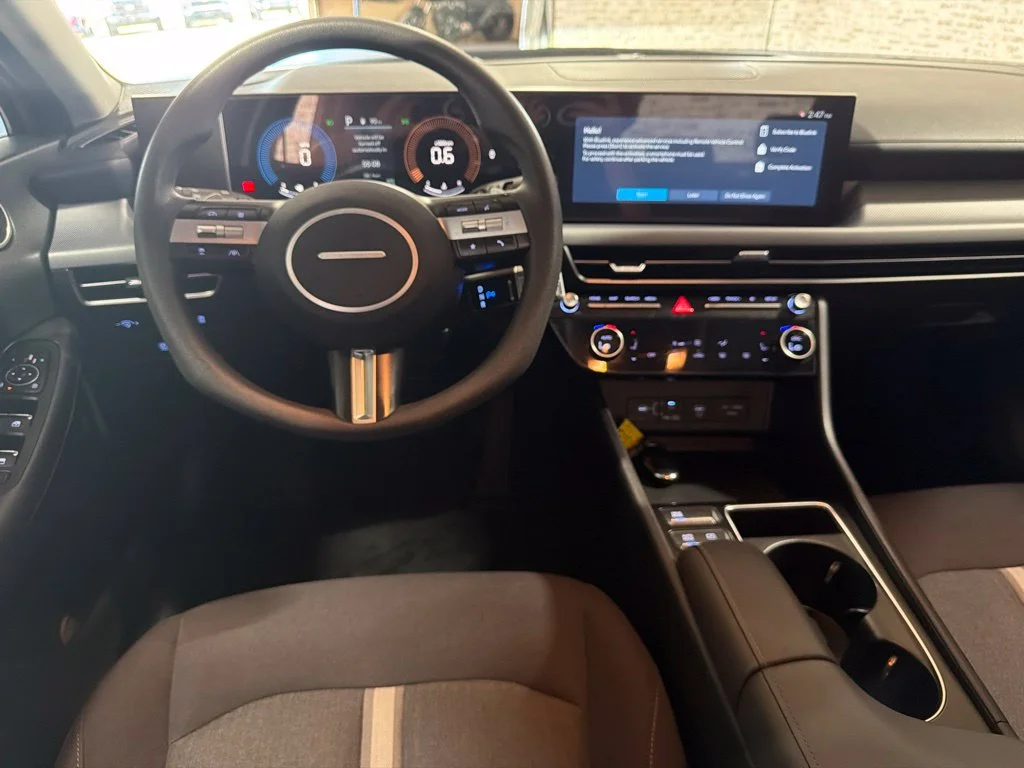Used 2024 Transmission Blue Hyundai SEL image 16