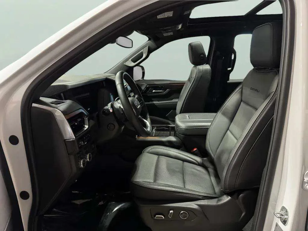 Certified Used 2025 Summit White GMC Denali image 24