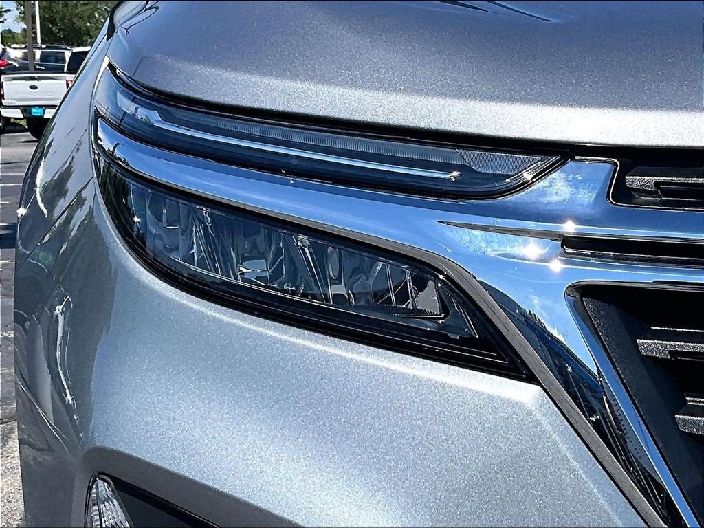 Used 2024 Gray Chevrolet LT image 34