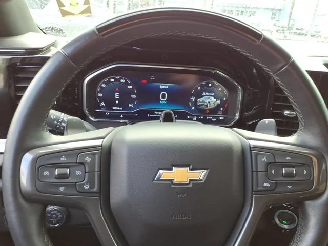 Used 2025 Black Chevrolet High Country image 20