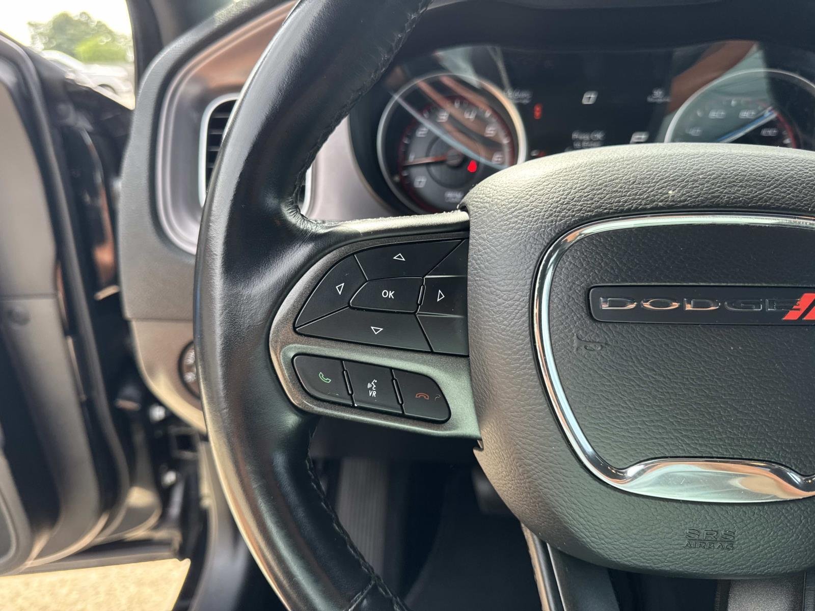 Used 2023 Pitch Black Clearcoat Dodge SXT image 22