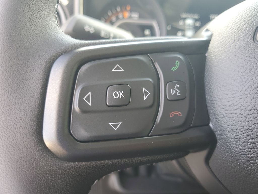 New 2026 Bright White Clearcoat Jeep Mojave image 12