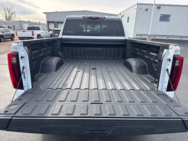 2026 GMC Sierra 3500HD Denali Ultimate - Photo 27