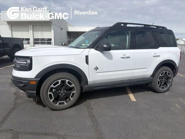2024 Ford Bronco Sport Outer Banks 4X4's photo