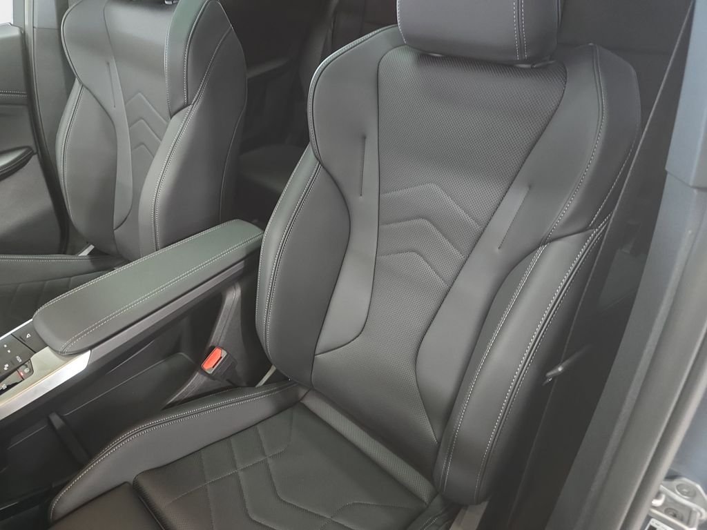 New 2026 Storm Bay Metallic BMW xDrive28i image 9