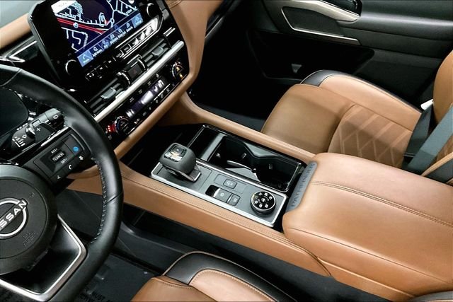 2025 Nissan Pathfinder Platinum - Photo 17