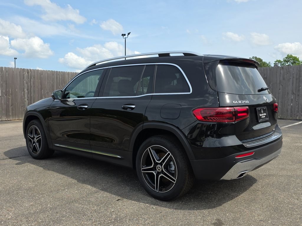 New 2026 Black Mercedes-Benz GLB 250 image 3