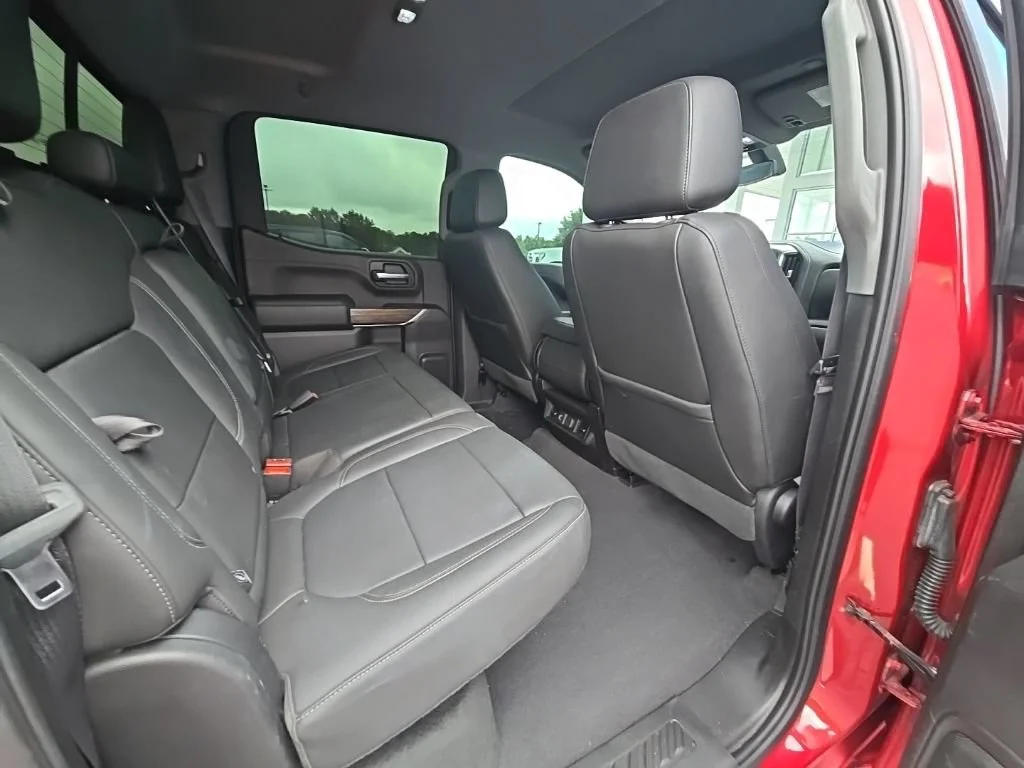 Used 2019 CAJUN RED TINTCOAT Chevrolet LT image 11