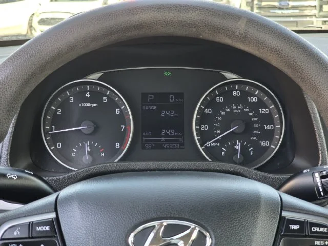 Used 2018 Symphony Silver Hyundai SE image 11