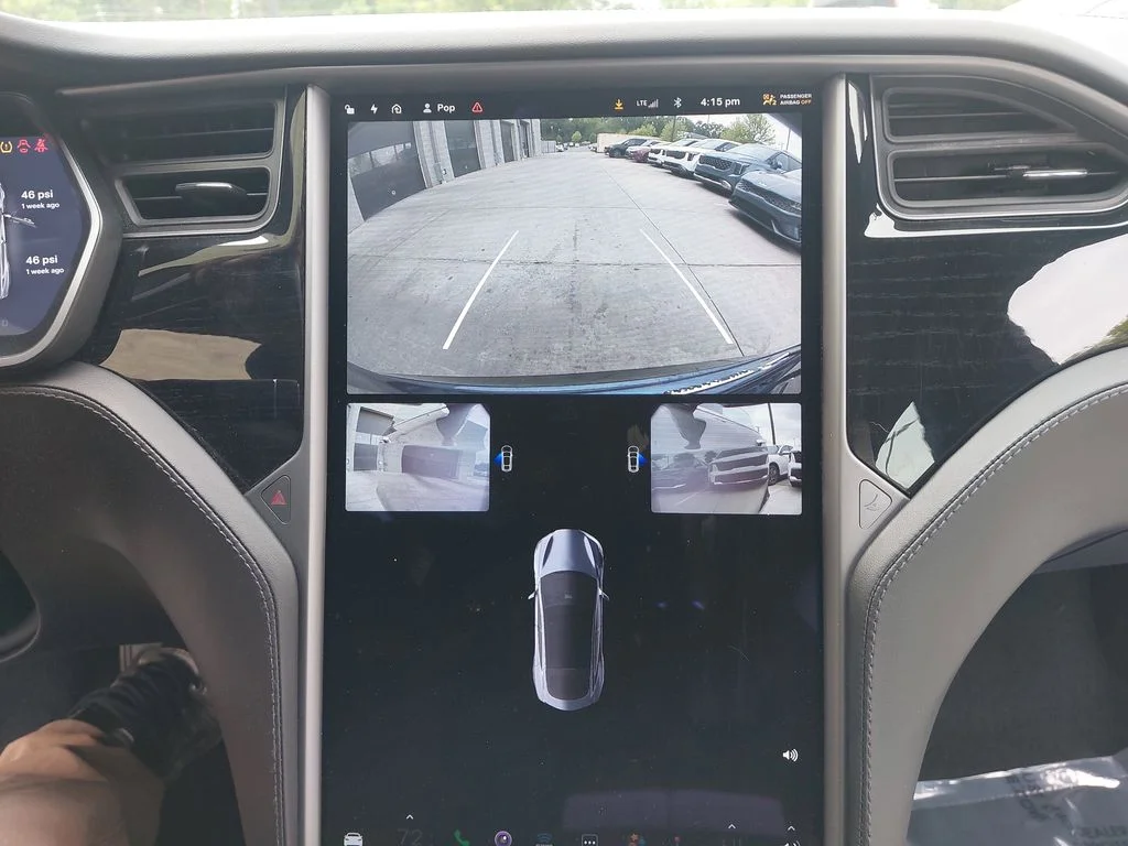 Used 2021  Tesla Long Range image 23