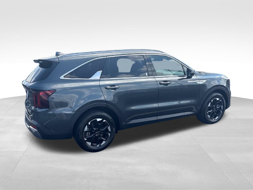 Used 2025 Gray Kia S image 5