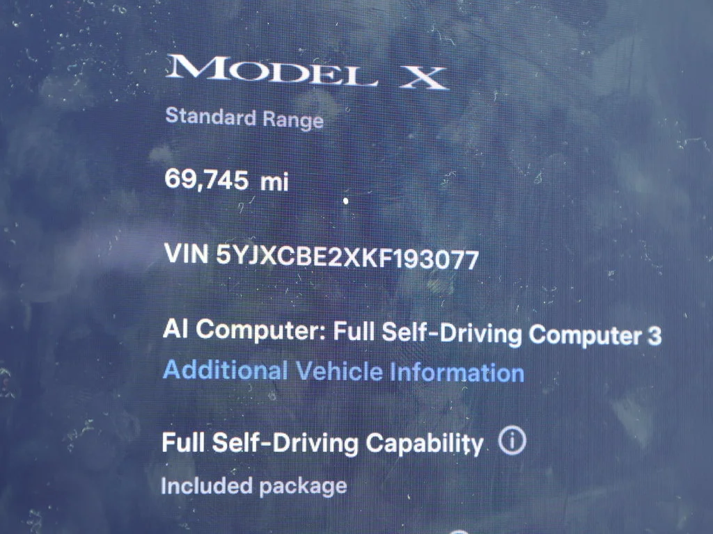 Used 2019 Red Tesla  image 46