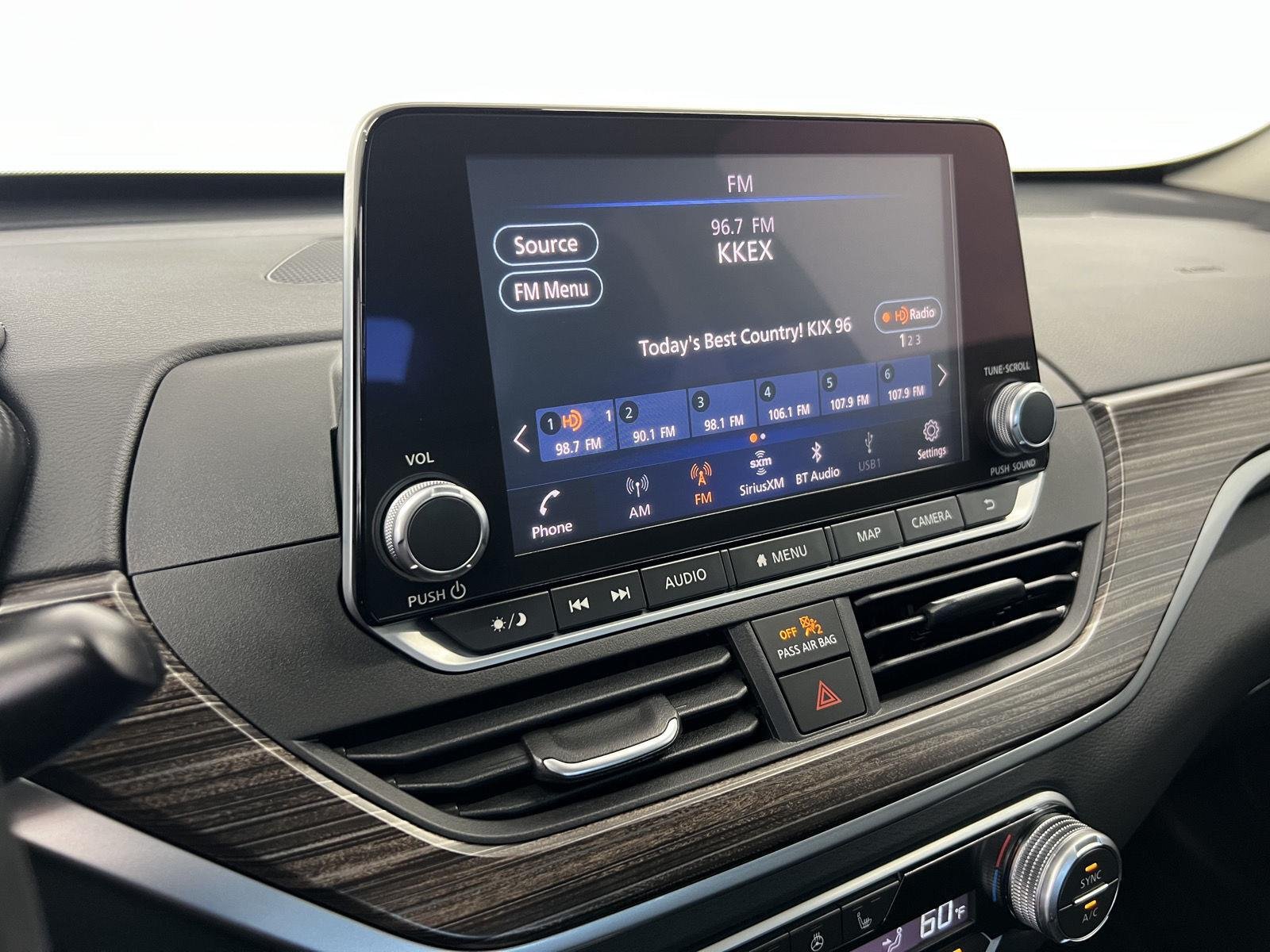 2020 Nissan Altima SL - Photo 16