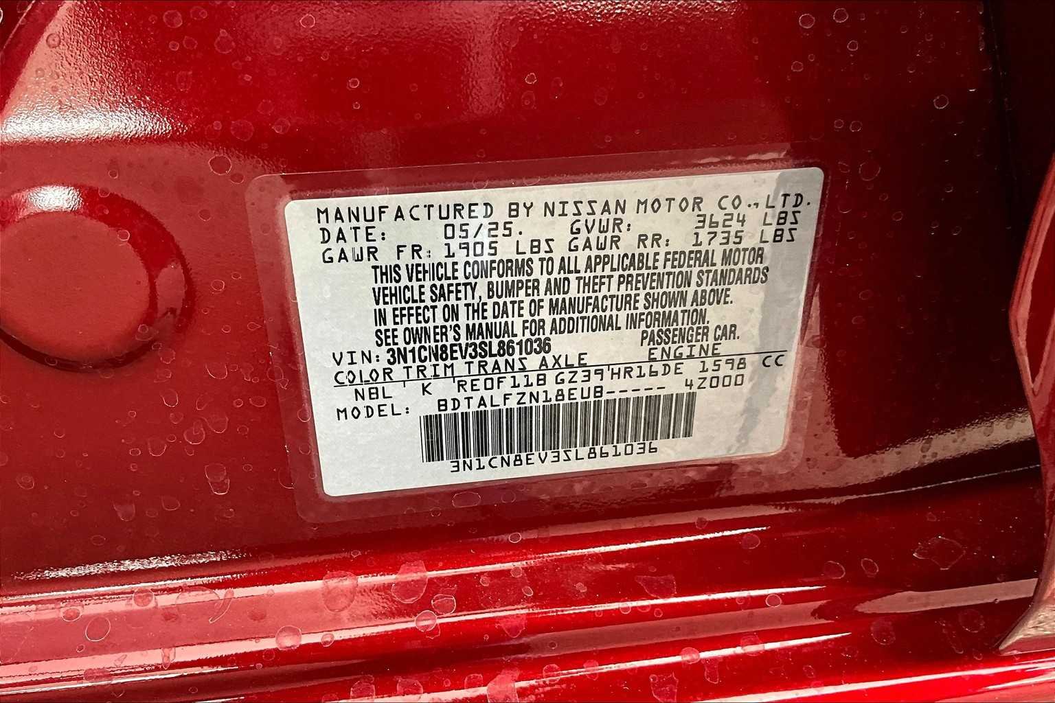 2025 Nissan Versa Sedan SV - Photo 14