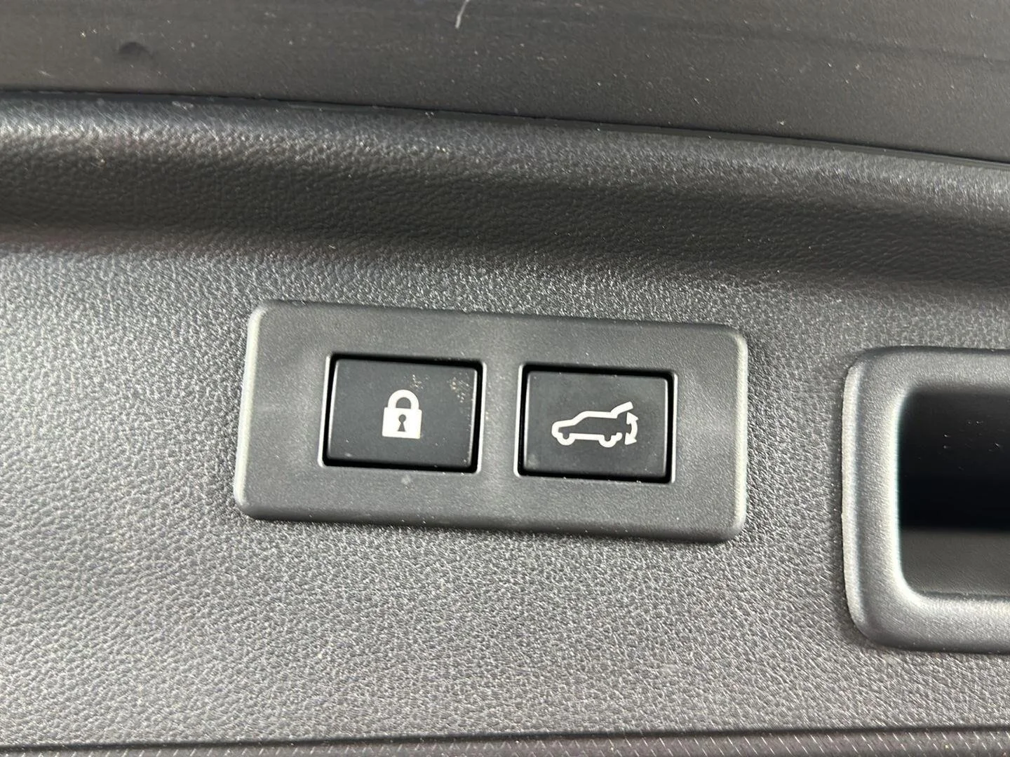 Used 2024 Magnetite Gray Metallic Subaru Premium image 26