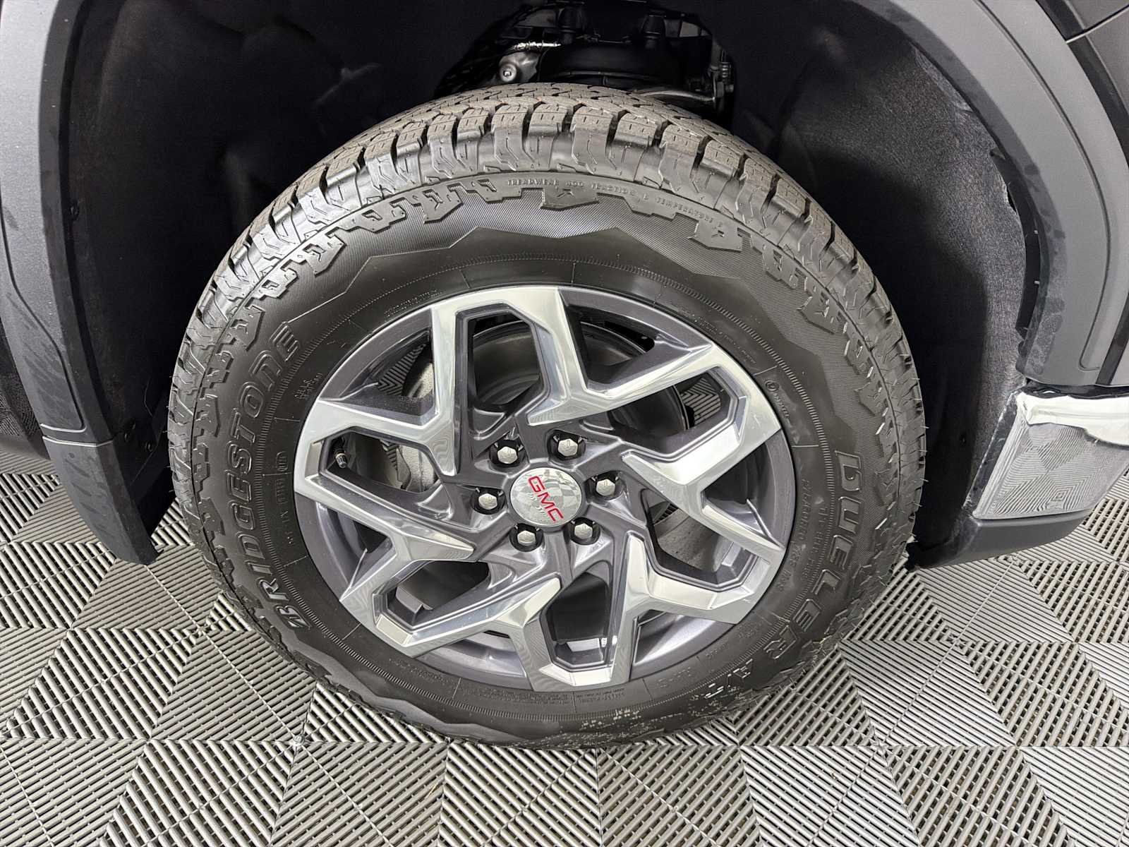 New 2026 Onyx Black GMC SLT image 10