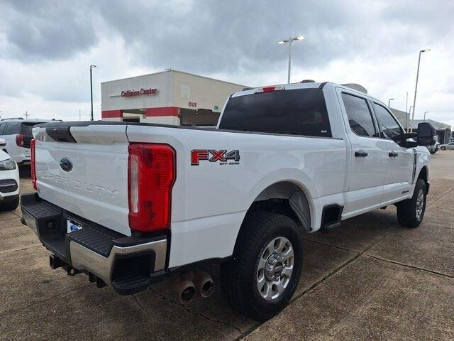Used 2024 Oxford White Ford XLT image 5
