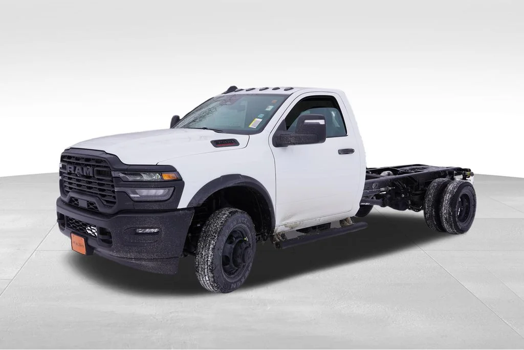 2026 RAM 3500 Chassis Tradesman - Photo 7
