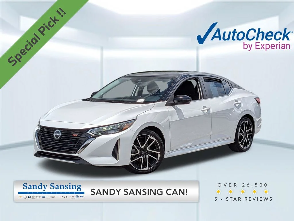 Certified Used 2025 White Nissan SR image 1
