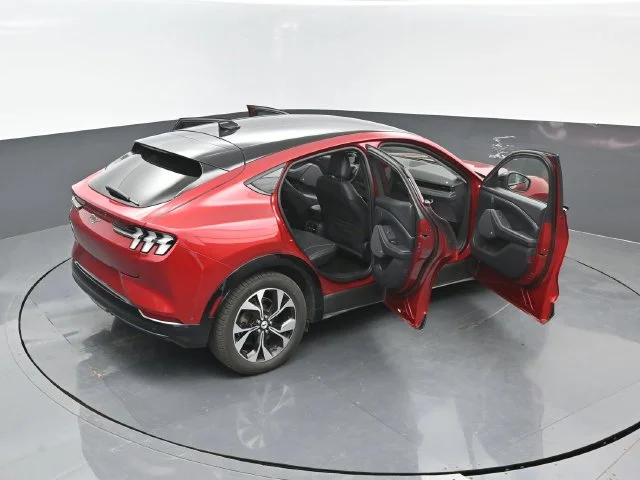 Certified Used 2021 Rapid Red Metallic Tinted Clearcoat Ford Premium image 24