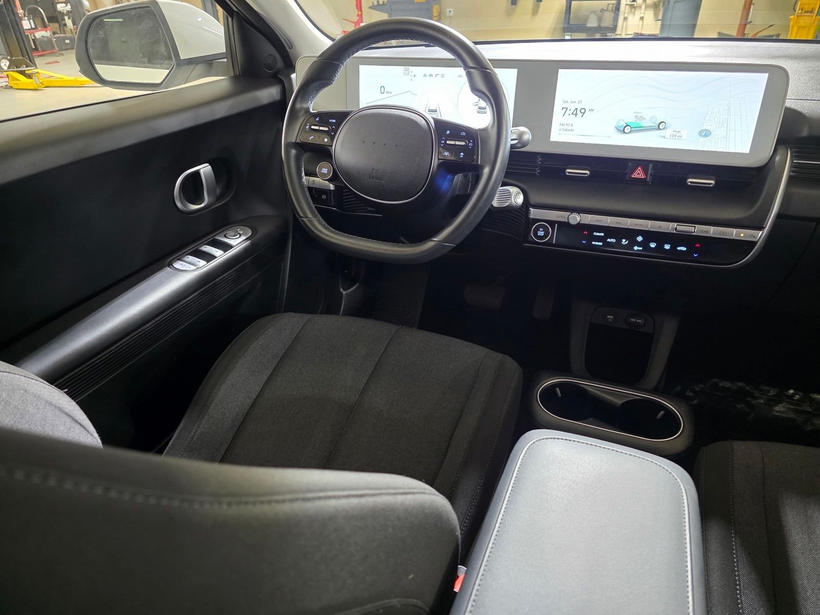 Used 2022 Atlas White Hyundai SE image 19