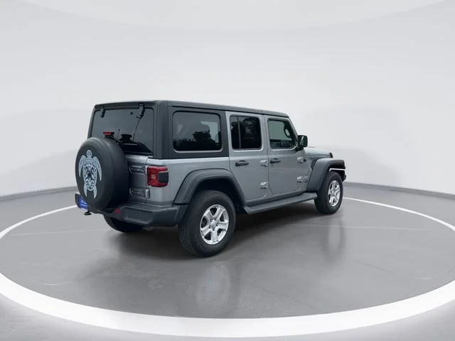 Used 2020 Silver Jeep Unlimited Sport S image 7