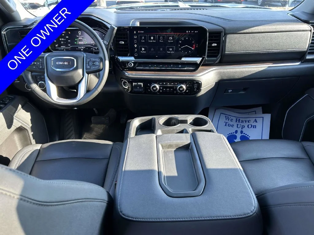 Used 2025 Onyx Black GMC SLT image 13