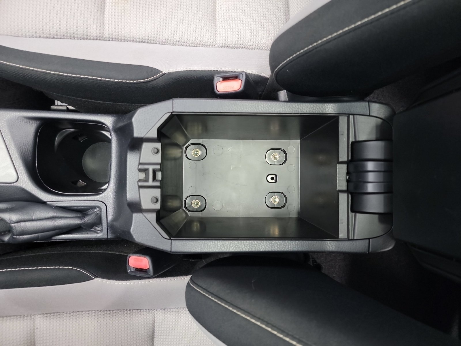 Used 2018 Electric Storm Blue Toyota XLE image 28