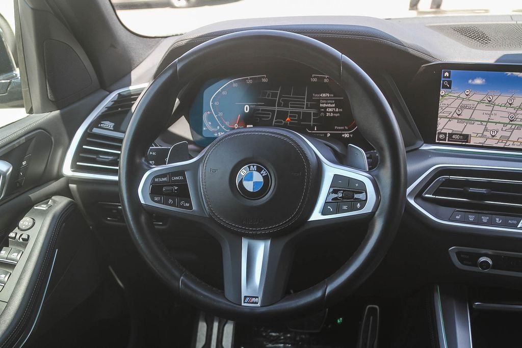 Used 2023 Black Sapphire Metallic BMW sDrive40i image 12