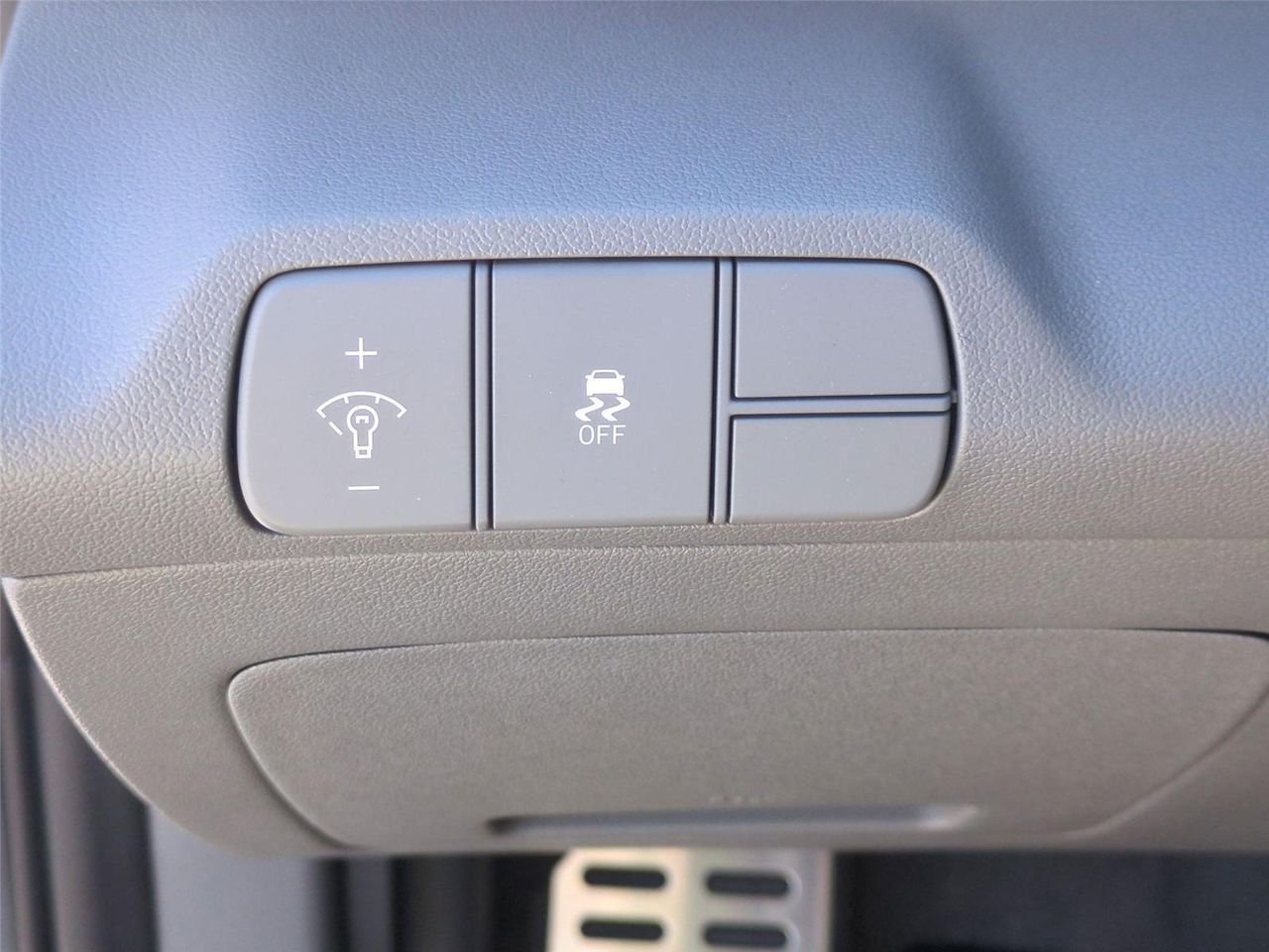 New 2026 Ecotronic Gray Hyundai SEL Sport Premium image 23