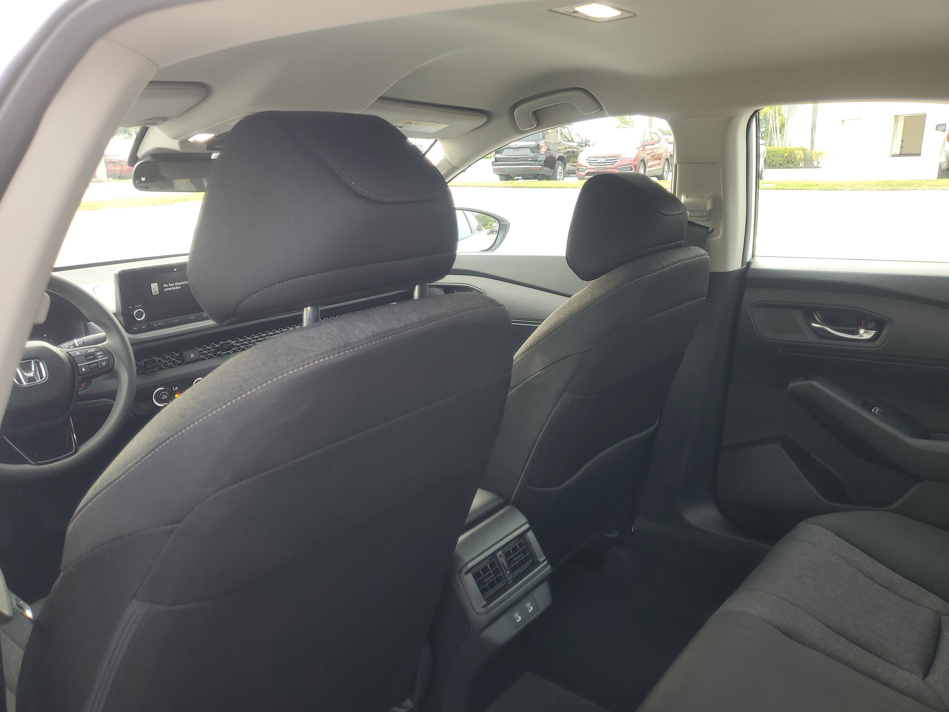 Used 2025 Platinum White Pearl Honda LX image 24