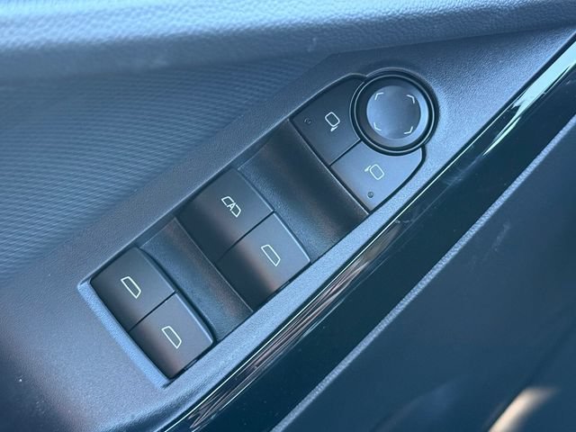 2026 Chevrolet Equinox LT - Photo 22