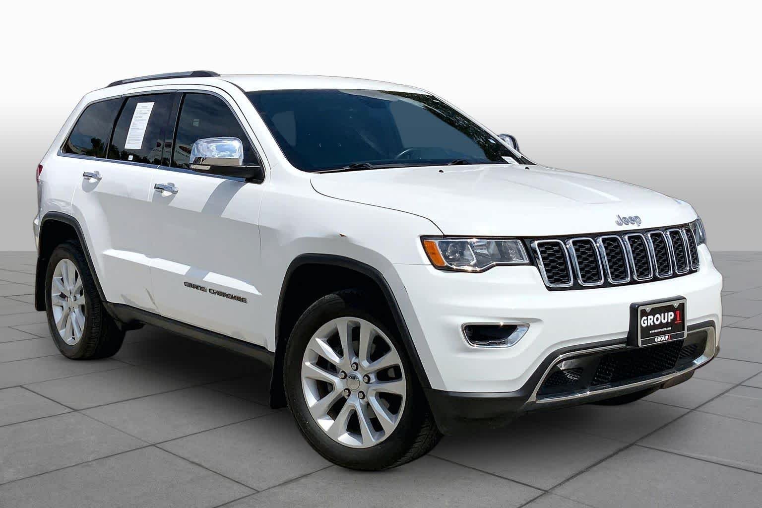 Used 2017 Bright White Clearcoat Jeep Limited image 3