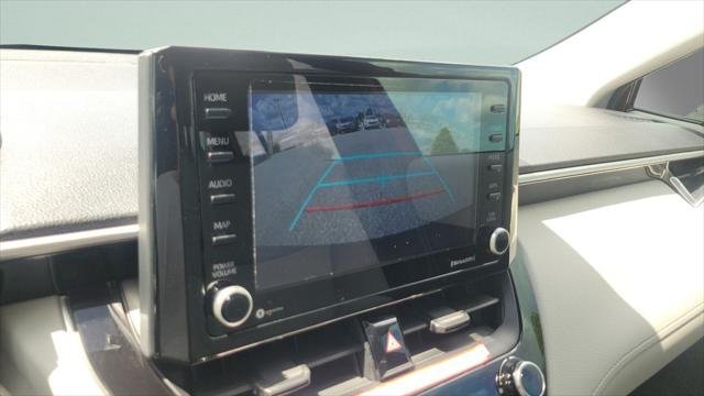 Certified Used 2022 BARCELONA RED MET. Toyota  image 17