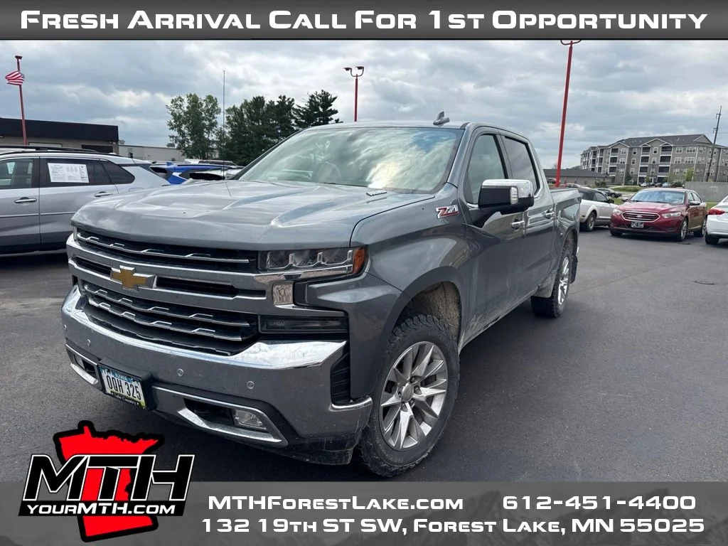 Used 2020 Gray Chevrolet LTZ image 3