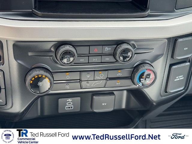 2025 Ford F-550 Super Duty Chassis Cab XL - Photo 31