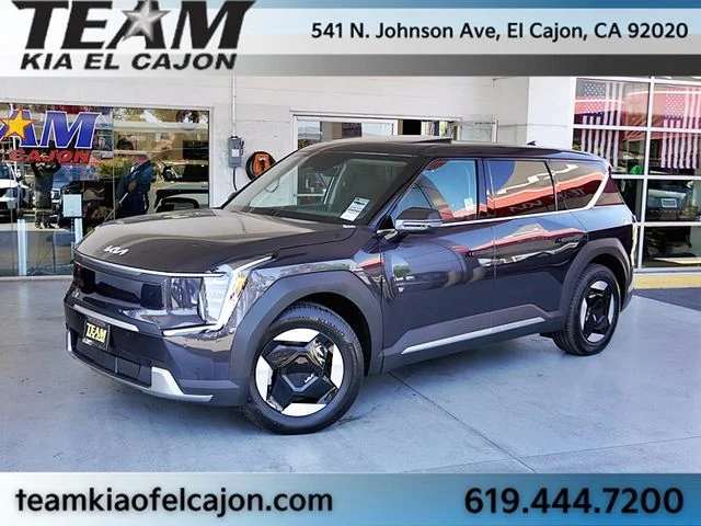 2026 Kia EV9 Light Long Range