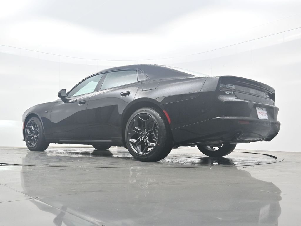 New 2026 Diamond Black Crystal Pearlcoat Dodge R/T image 41