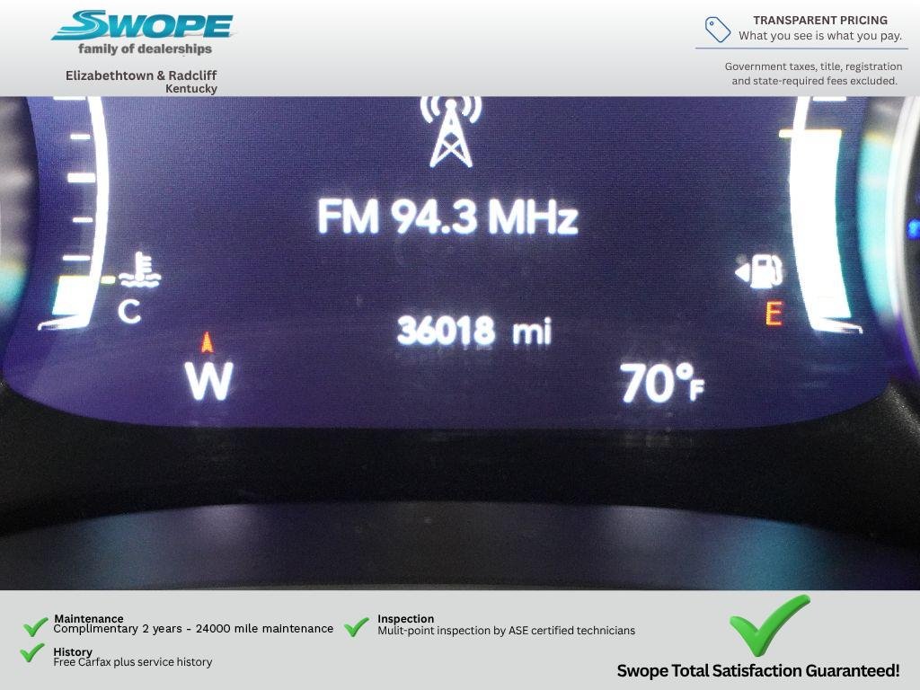 Used 2024 Silver Mist Clearcoat Chrysler Touring L image 18