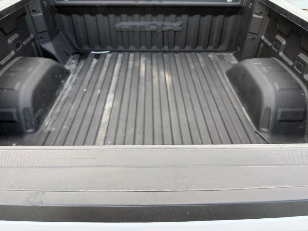 Certified Used 2023 Summit White GMC AT4X image 24