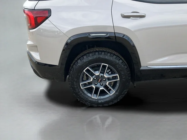2026 GMC Terrain AT4 - Photo 13