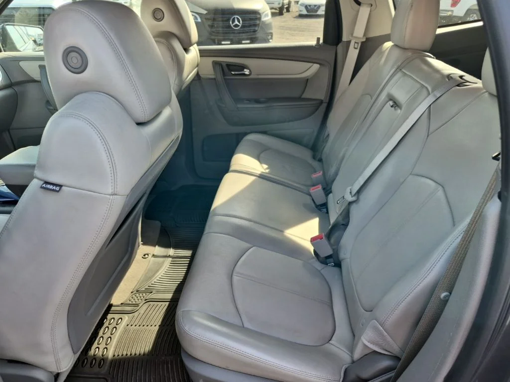 Used 2013 Gray Chevrolet 2LT image 24