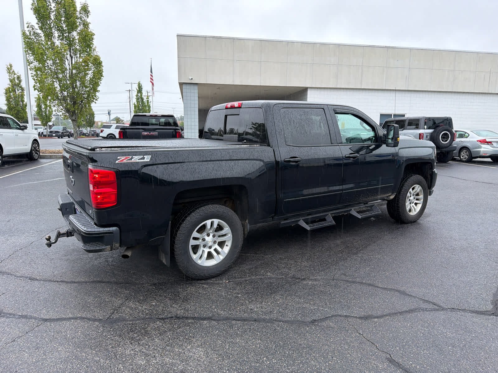 Used 2017 Black Chevrolet LT image 7