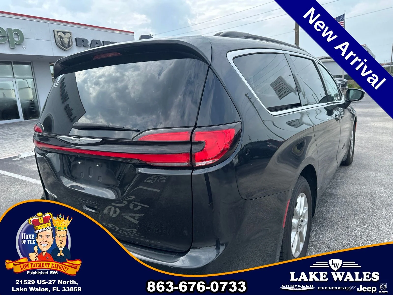 Certified Used 2022 Black Chrysler Touring L image 3